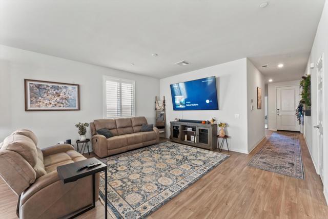 Detail Gallery Image 19 of 42 For 1788 Iris Cir, San Jacinto,  CA 92583 - 3 Beds | 2 Baths