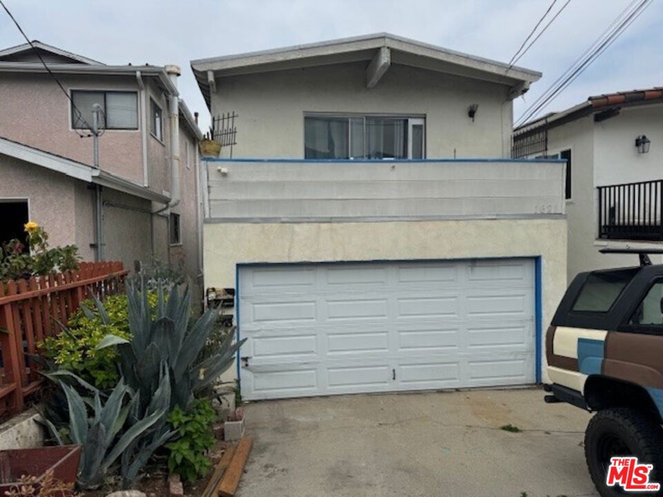 1621 Van Horne Lane