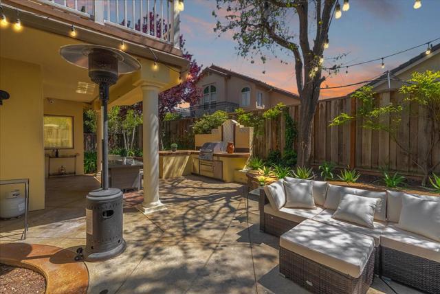 17666 Winding Creek Road, Salinas CA: https://media.crmls.org/mediaz/ca62e340-df8e-4cb0-83eb-c8a19d761077.jpg