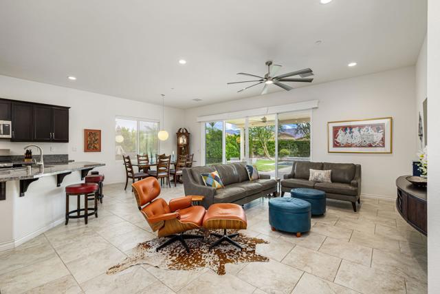 85568 Brovello Drive, Indio CA: https://media.crmls.org/mediaz/ca635187-d93c-42ca-80ec-270da822ffe9.jpg