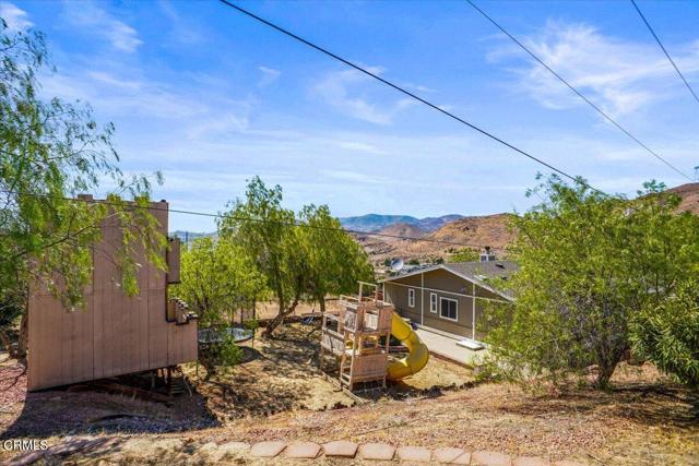 Detail Gallery Image 11 of 25 For 510 E Soledad Rd, Palmdale,  CA 93510 - 4 Beds | 3 Baths