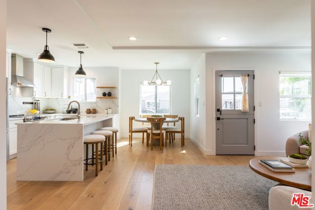 3840 Lyceum Avenue, Los Angeles CA: https://media.crmls.org/mediaz/ca63fcd1-3273-4d42-b152-8f4b56051864.jpg