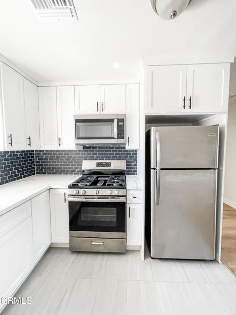 Detail Gallery Image 1 of 13 For 1121 W Exposition Bld, Los Angeles,  CA 90007 - 2 Beds | 1 Baths