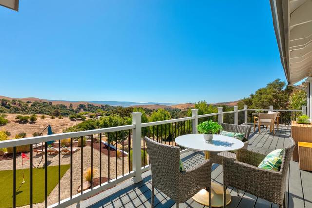 3415 Spring Creek Lane, Milpitas CA: https://media.crmls.org/mediaz/ca669b7a-4e90-40d3-8fad-39ac88b70de0.jpg