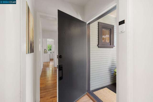 Image 3 of 38 For 1744 Addison Street