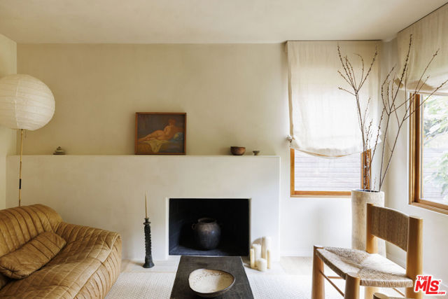 2900 Beach Avenue photo 3