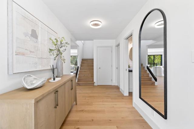 522 Summit Drive, Redwood City CA: https://media.crmls.org/mediaz/ca67e65c-2789-4278-a11d-d6d69bf72e66.jpg