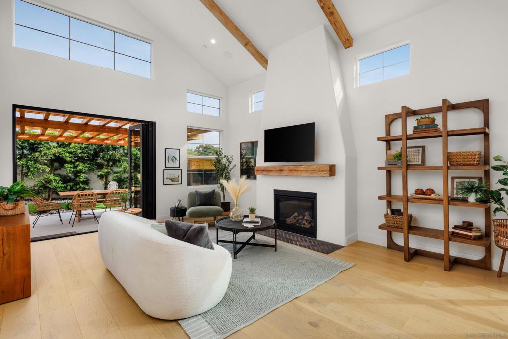 MLS #250027065SD img 10