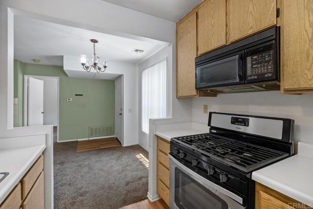 Image 15 of 30 For 10337 Azuaga Street 218