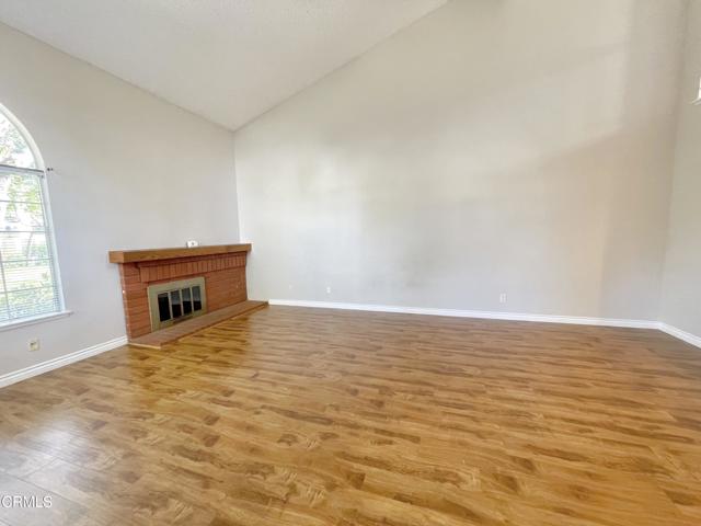 Detail Gallery Image 2 of 23 For 2610 Explorer, Port Hueneme,  CA 93041 - 2 Beds | 2 Baths