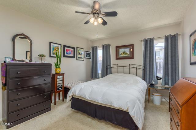 1214 Mariposa Drive, Santa Paula CA: https://media.crmls.org/mediaz/ca6a0f7d-b053-4c13-aca0-f74bc305d928.jpg