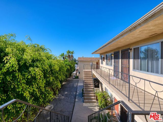 Image 6 of 14 For 917 Edgewood Street