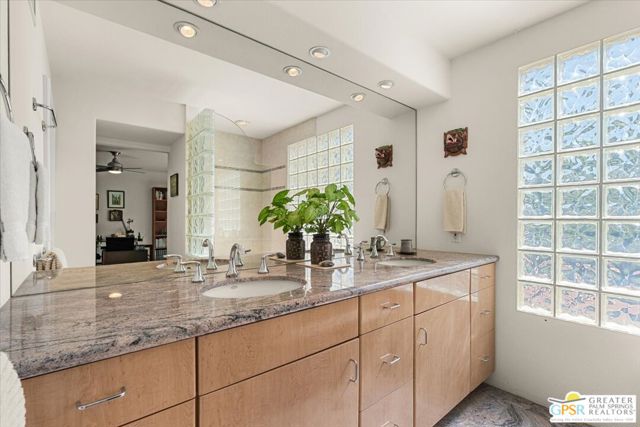 526 W Chino Canyon Road, Palm Springs, CA 92262