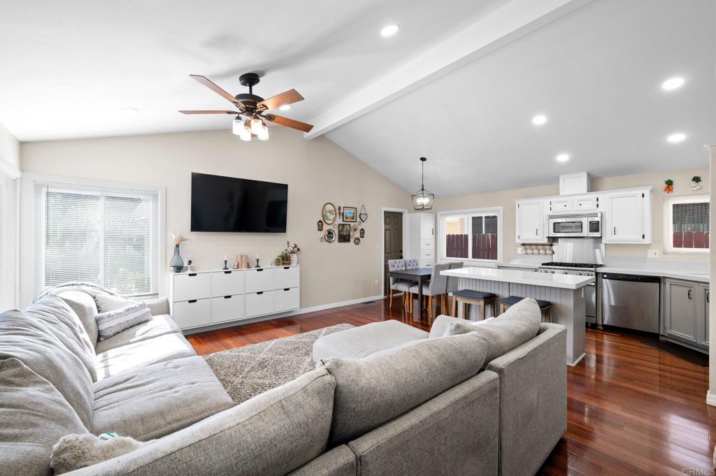 14955 Avenida Venusto #8