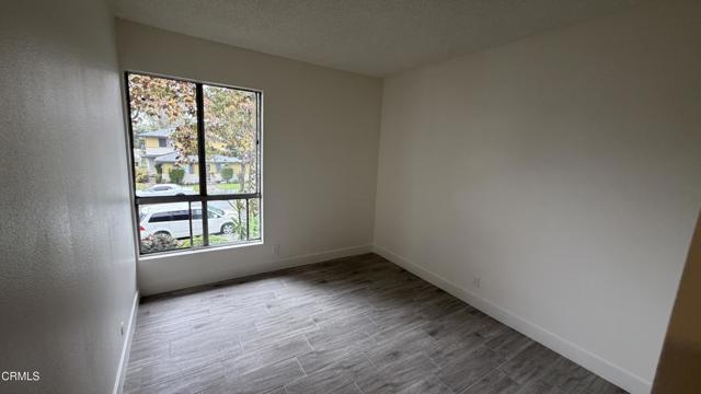 Detail Gallery Image 12 of 16 For 1300 Saratoga Ave #107,  Ventura,  CA 93003 - 3 Beds | 2 Baths