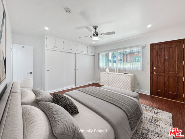804 E Kelso Street, Inglewood CA: https://media.crmls.org/mediaz/ca6bad1d-cc48-4a03-9920-8049190152a8.jpg