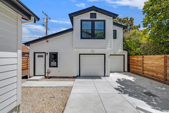 35 Arch Street, Redwood City CA: https://media.crmls.org/mediaz/ca6cb1e7-1a73-4ff1-bbaf-75379b7e0649.jpg