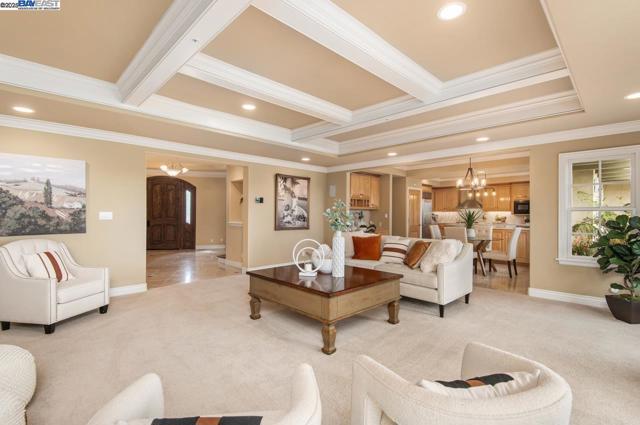 3029 Alburni Ct, Pleasanton CA: https://media.crmls.org/mediaz/ca6cb6ba-fbc2-4180-87a1-0ae16b68a0bc.jpg