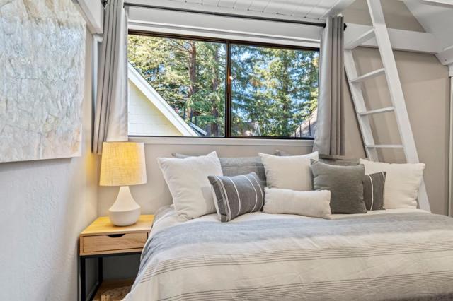 2518 W Middlefield Road, Mountain View CA: https://media.crmls.org/mediaz/ca6cf54d-cefb-4690-9511-b0b521abefc6.jpg