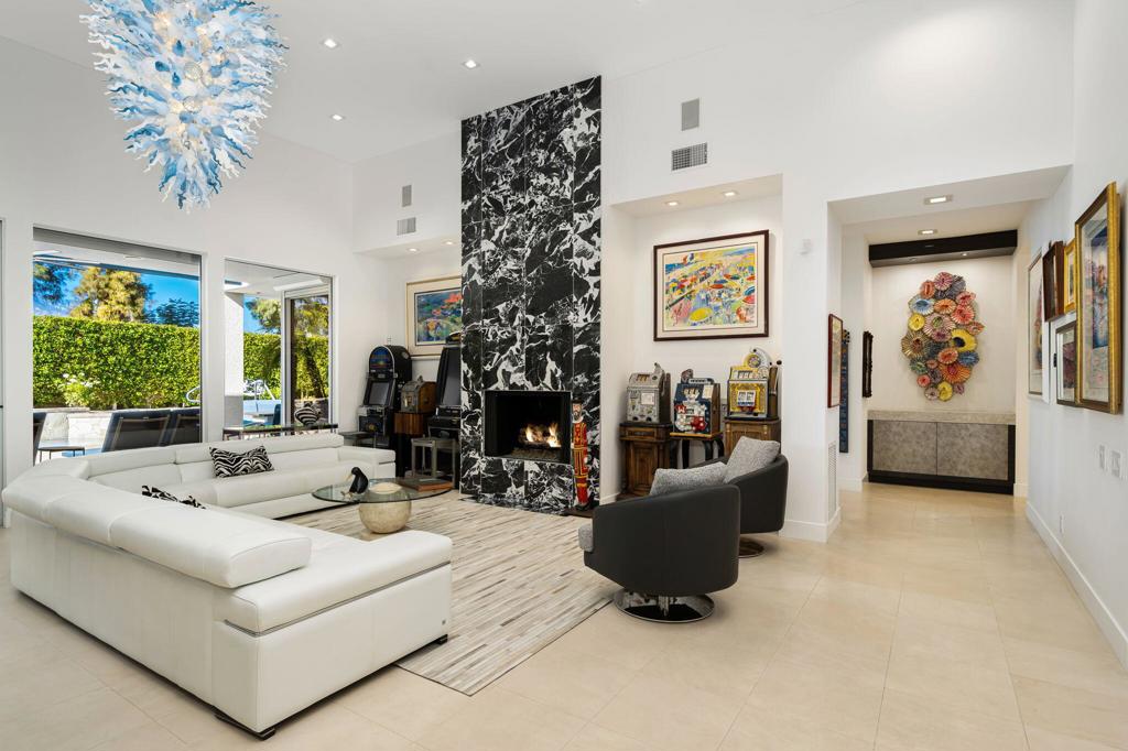 MLS #219140098DA image #17