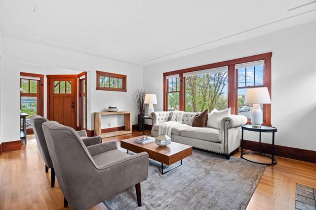 1200 El Centro Avenue, Oakland CA: https://media.crmls.org/mediaz/ca6ec8a6-3d0a-47c1-a3a3-441ea6038f20.jpg