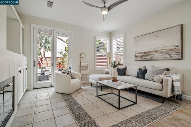 115 Sapphire Ct, San Ramon CA: https://media.crmls.org/mediaz/ca6f23eb-5906-4be3-9b03-6acdfdc939a1.jpg