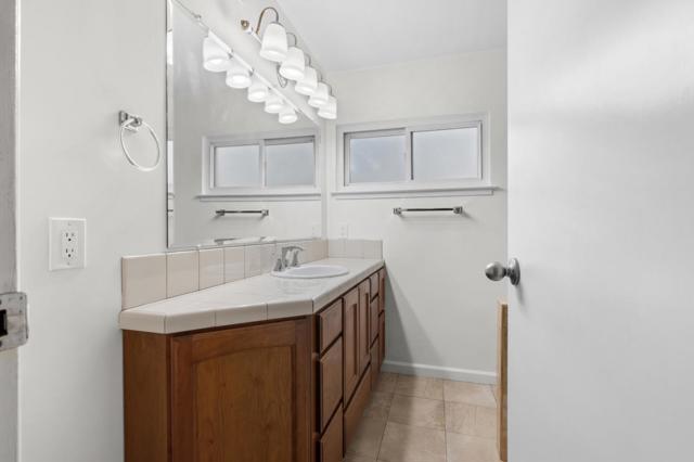 1607 Clarkspur Lane, San Jose CA: https://media.crmls.org/mediaz/ca71b592-a5ec-4600-8b76-b87f77fc98ed.jpg