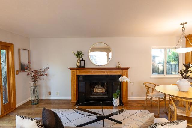 3523 Oak Drive, Menlo Park CA: https://media.crmls.org/mediaz/ca72763f-6491-47b1-a7ca-c573b831a5c8.jpg
