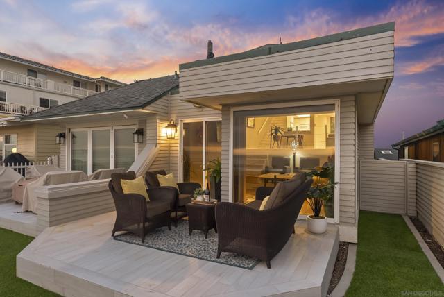 1288 Seacoast Dr., Imperial Beach CA: https://media.crmls.org/mediaz/ca72e138-7cec-4265-beea-acae27eabd9b.jpg