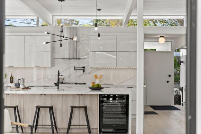 986 Loma Verde Avenue, Palo Alto CA: https://media.crmls.org/mediaz/ca7463bf-c090-4369-96fe-485c168ea8be.jpg