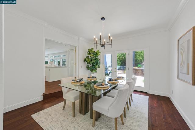 4253 Golden Oak Ct, Danville CA: https://media.crmls.org/mediaz/ca758c05-2125-4d87-bcca-35f6c87359a5.jpg
