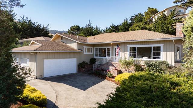 3050 Ribera Road, Carmel CA: https://media.crmls.org/mediaz/ca761bbe-8640-46b3-8ff1-2bf0dabcb78a.jpg