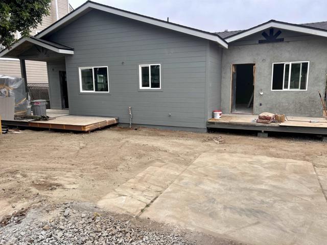 532 Elm, Imperial Beach CA: https://media.crmls.org/mediaz/ca7a9ab7-c61e-41f0-b89b-1c15c2518672.jpg