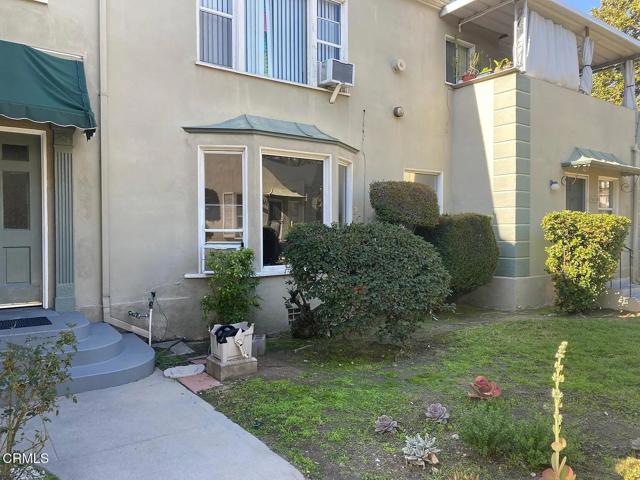 1420 E Wilson Avenue, Glendale CA: https://media.crmls.org/mediaz/ca7bf27a-901d-4ca7-acae-7a57deaa36c0.jpg