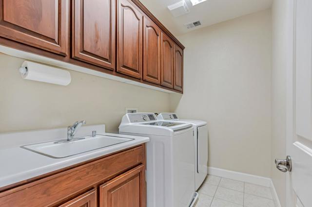 1701 Whispering Willow Place, San Jose CA: https://media.crmls.org/mediaz/ca7c305a-4e98-4fcb-b2a4-95719bf55cec.jpg