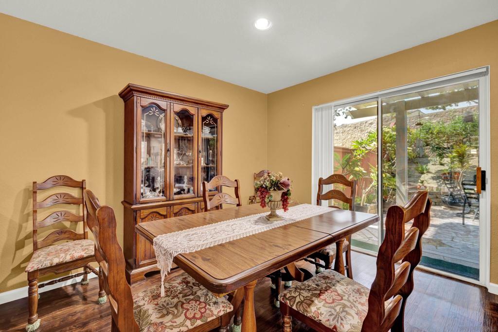 MLS #250033559SD image #13