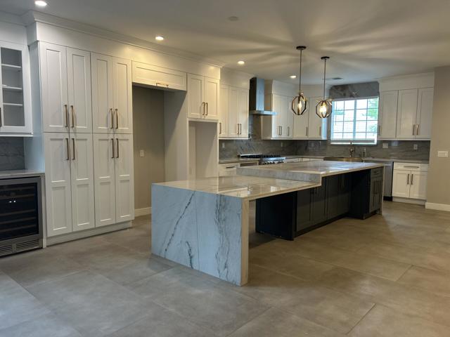 41575 Ashford Place Place, Indio CA: https://media.crmls.org/mediaz/ca7d87ec-c711-411d-97ed-d47b719a499f.jpg