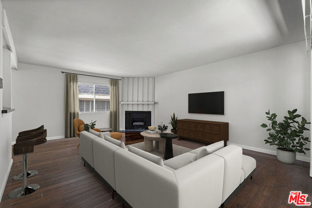 1342 HARVARD Street, Santa Monica CA: https://media.crmls.org/mediaz/ca7ec175-0da7-4b41-9935-a9ac5c81e134.jpg