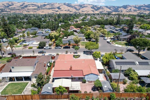 4089 Timberline Drive, San Jose CA: https://media.crmls.org/mediaz/ca7eeb33-f516-4b3b-a3fa-1002e66a81f2.jpg
