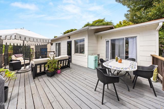 424 E Arrellaga Street, Santa Barbara CA: https://media.crmls.org/mediaz/ca800c53-2b78-4b30-ad9d-55cccb9f5474.jpg