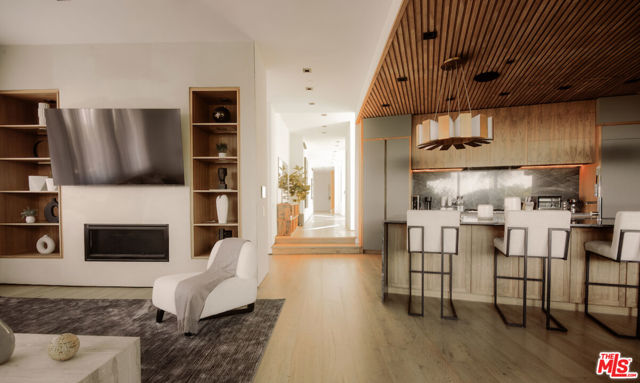 13331 Mulholland Drive, Beverly Hills CA: https://media.crmls.org/mediaz/ca811927-e8fc-4b3c-9962-095ad589e7f8.jpg