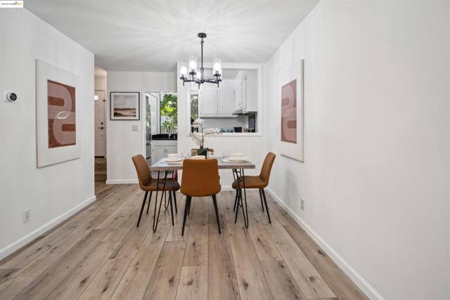 917 Hough Ave, Lafayette CA: https://media.crmls.org/mediaz/ca81236e-f752-40f9-b30f-d27611e0214a.jpg