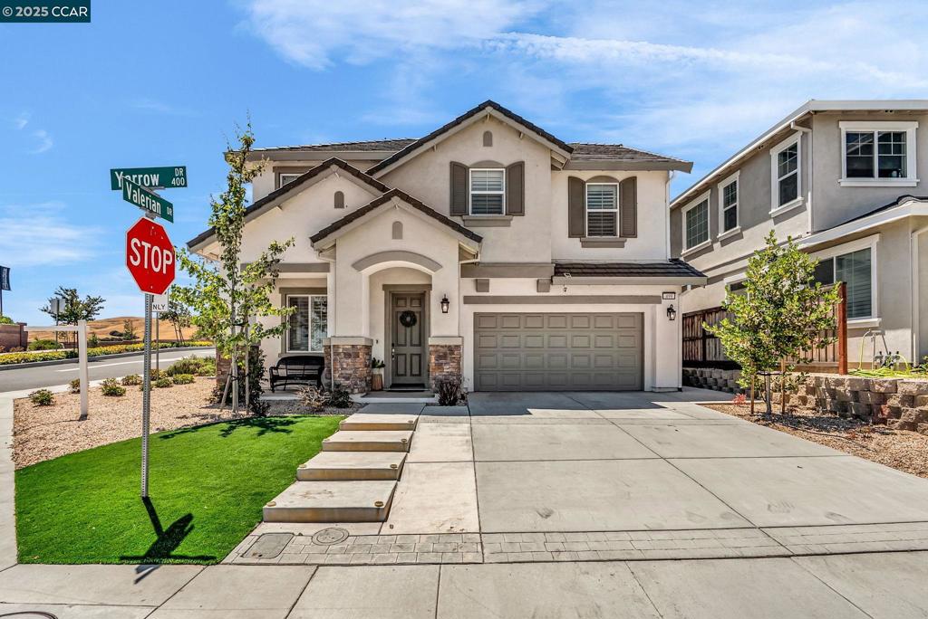 499 Yarrow Dr