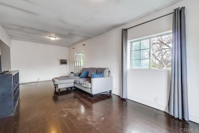 1279 N Hicks Drive, East Los Angeles CA: https://media.crmls.org/mediaz/ca818cfb-2267-42f3-8af8-f042dc3e65ef.jpg