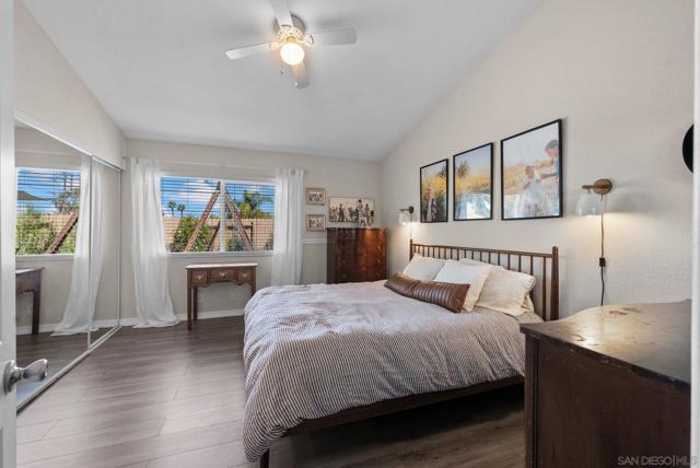3410 Tonopah St, Oceanside CA: https://media.crmls.org/mediaz/ca82c9b7-b93e-4b67-a5e3-4af5d04cbac8.jpg