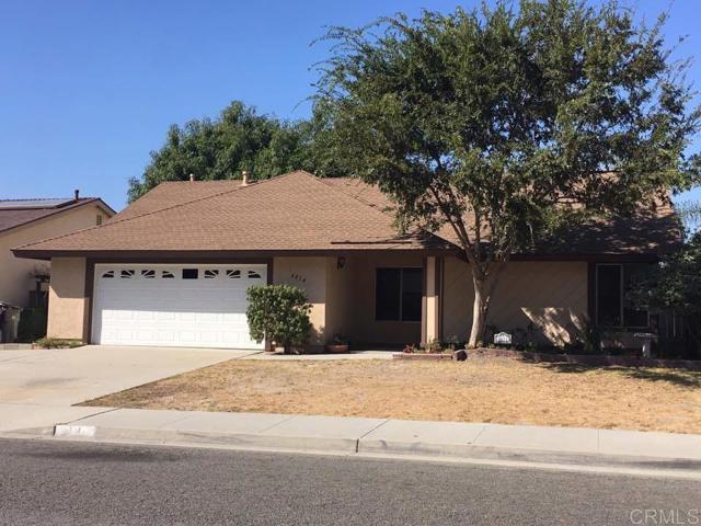 Detail Gallery Image 1 of 1 For 4014 Olive Dr, Oceanside,  CA 92056 - 4 Beds | 2 Baths