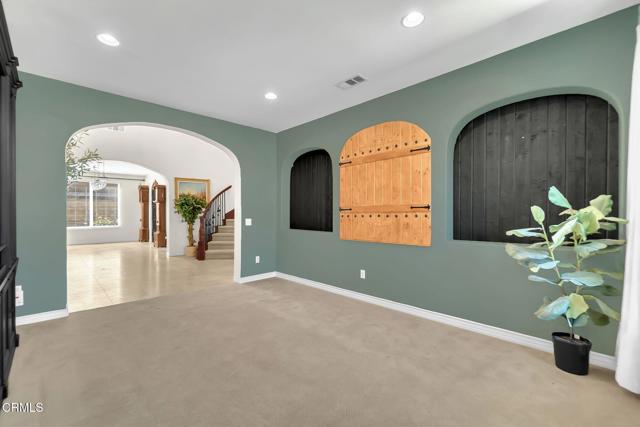 Detail Gallery Image 12 of 64 For 821 Somera Ct, Simi Valley,  CA 93065 - 5 Beds | 4/1 Baths