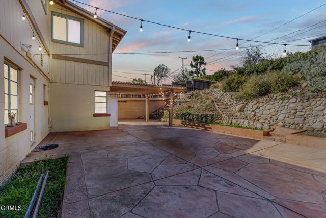 2269 Hyland Avenue, Ventura CA: https://media.crmls.org/mediaz/ca84e82d-c259-4d94-88ff-6c55b7278bb9.jpg