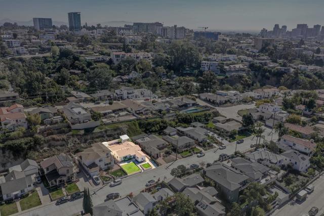 2967 Dove St, San Diego CA: https://media.crmls.org/mediaz/ca85273f-c1b1-4077-9abb-e2544dc50817.jpg