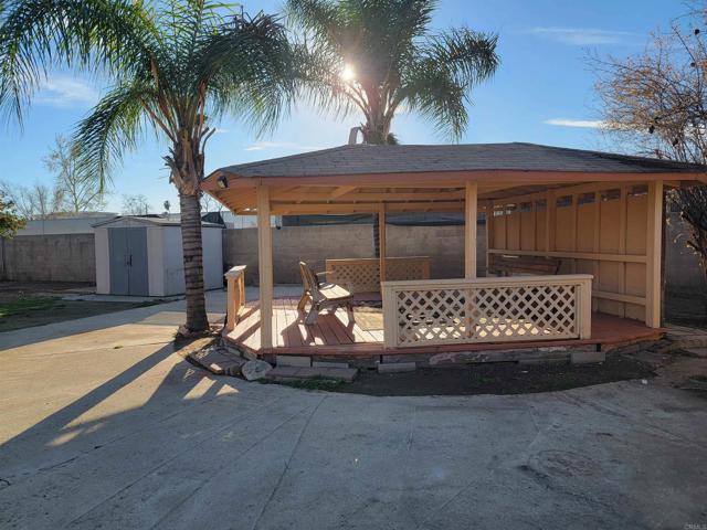 Detail Gallery Image 6 of 20 For 13713 Deer Hill Pl., Moreno Valley,  CA 92553 - 4 Beds | 2 Baths